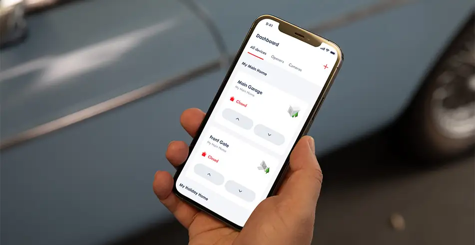 B&D smartphone app showing connected garage door controls